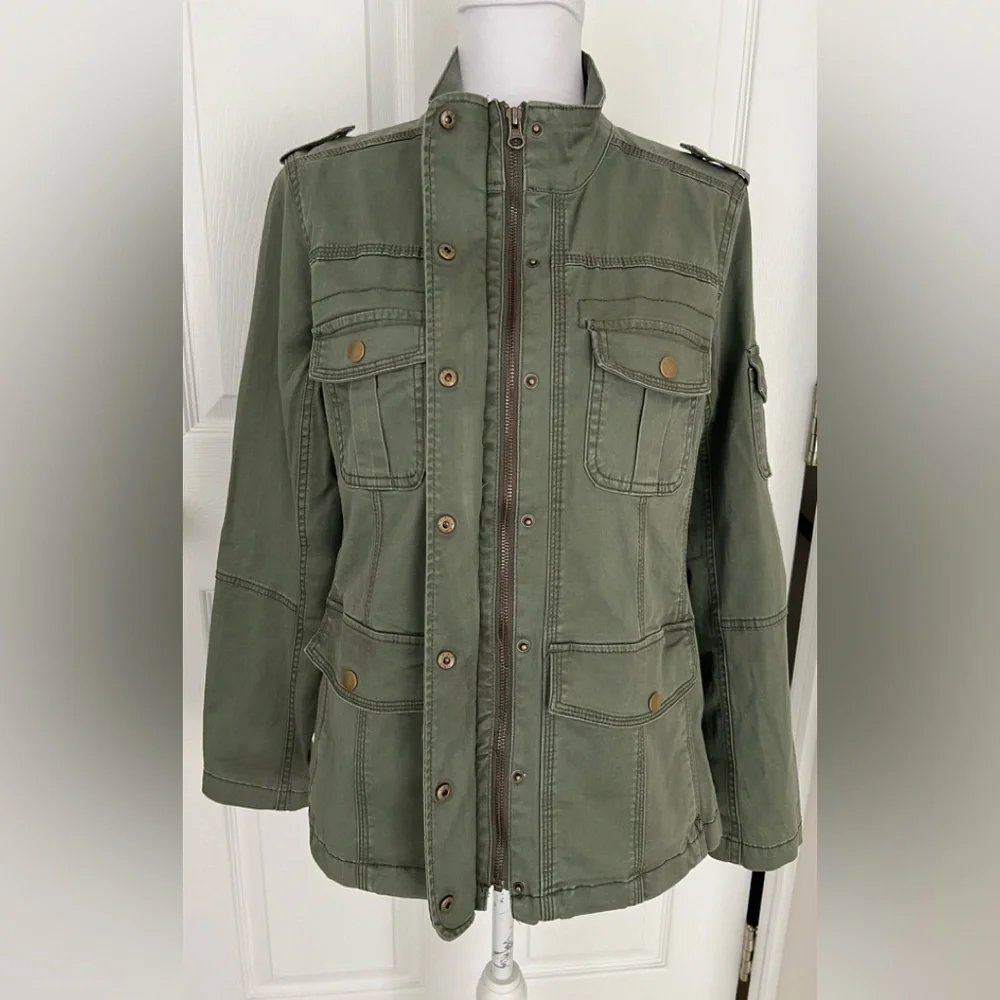 Kenzie Jeans Jacket - Size Large - Picture 2 of 9